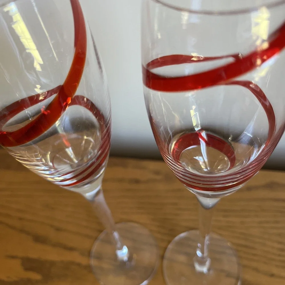 PIER 1‎  RED SWIRLINE CHAMPAGNE FLUTE GLASS (SET OF TWO) Long Stem 10